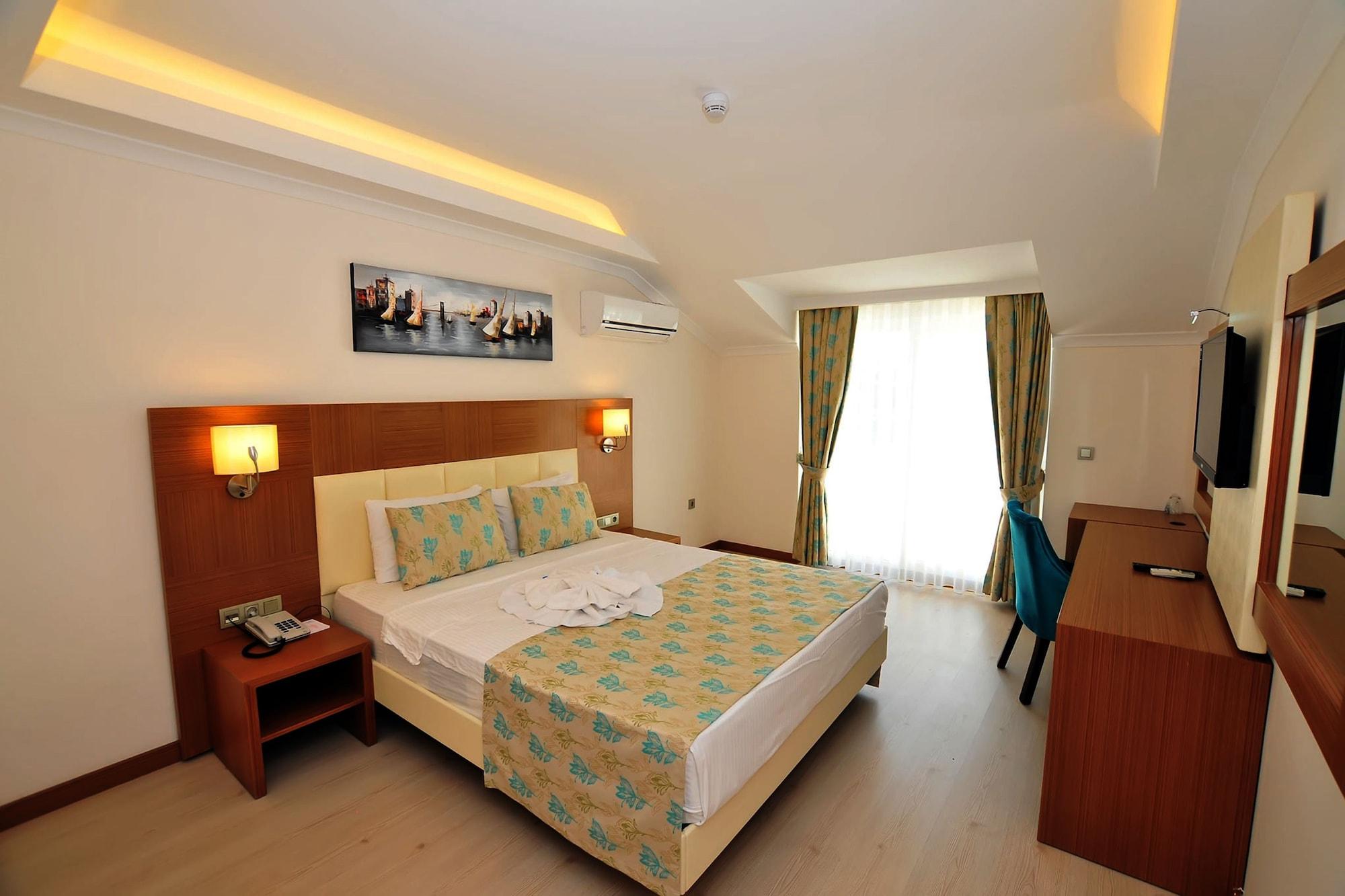 Yeniceri City Hotel Fethiye Exterior foto