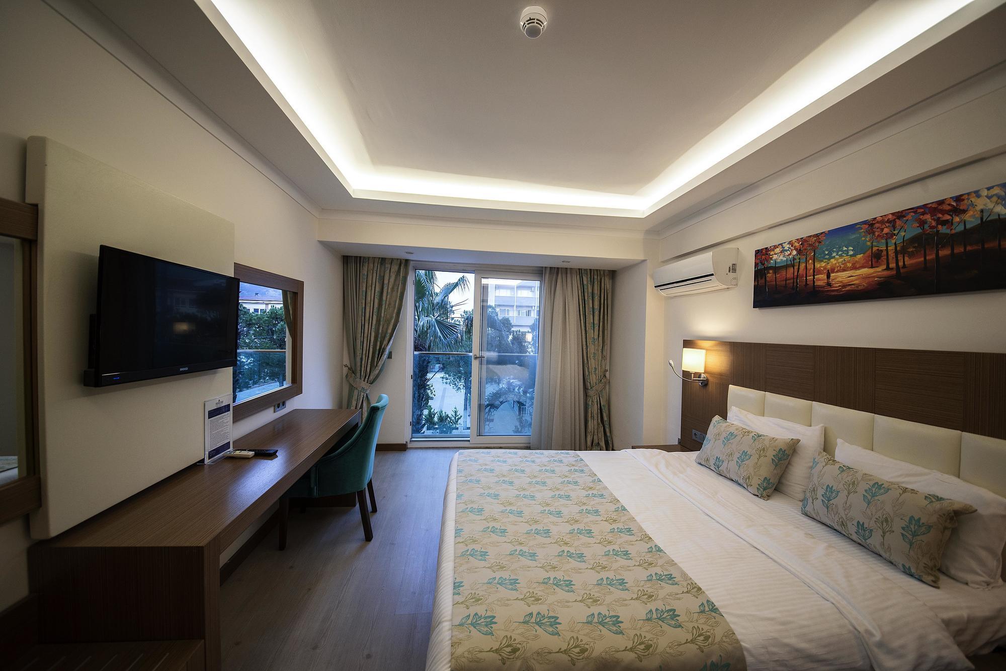 Yeniceri City Hotel Fethiye Exterior foto