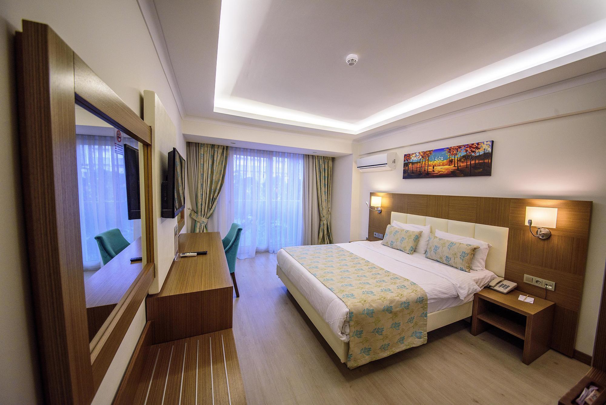 Yeniceri City Hotel Fethiye Exterior foto